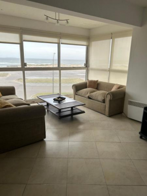Frente al mar